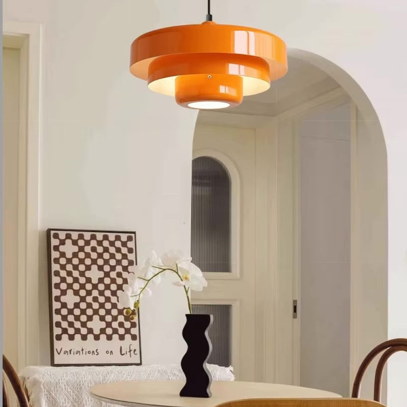 Suspension design nordique moderne